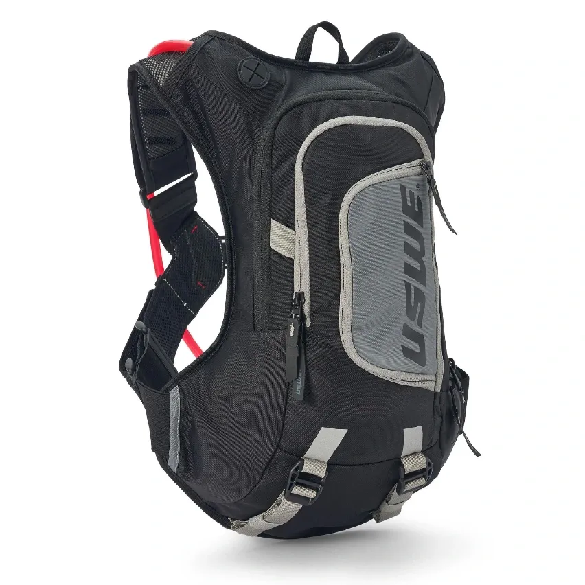[US-2083401] USWE MOTO HYDRO 8, CARBON BLACK